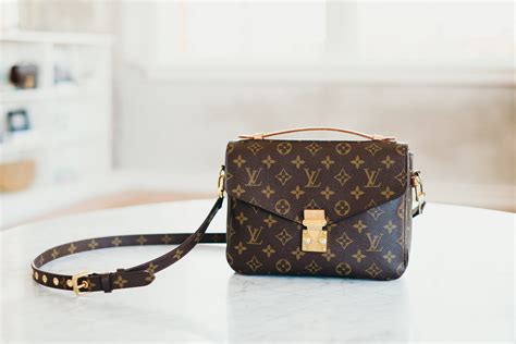 lv metis bag review|louis vuitton petite metis.